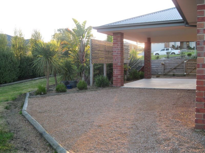 14 Georges Terrace, Swan Reach VIC 3903