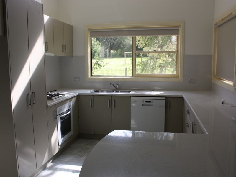 4 Fell Place, Metung VIC 3904