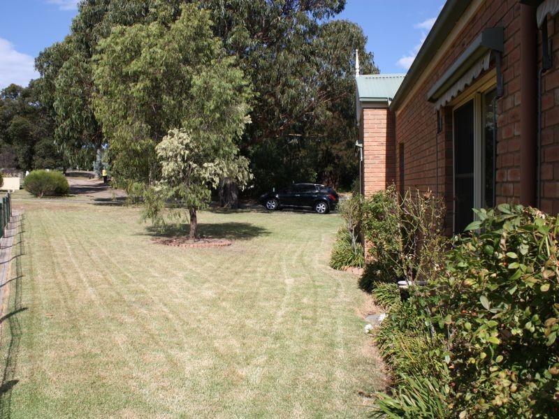 4 Fell Place, Metung VIC 3904