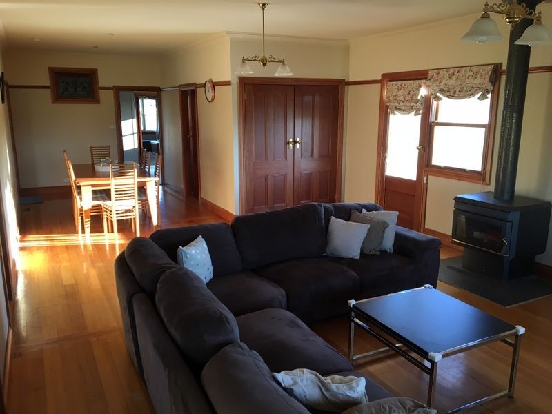 10 Falcon Grove, Metung VIC 3904