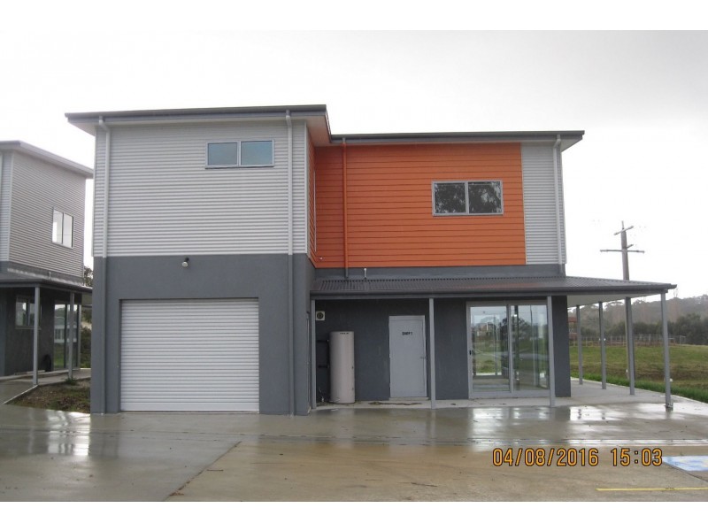 1 4 Swan Street, Swan Reach VIC 3903