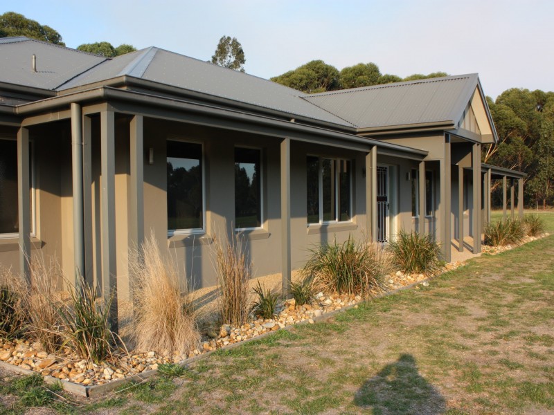 204 Reynolds Road, Metung VIC 3904