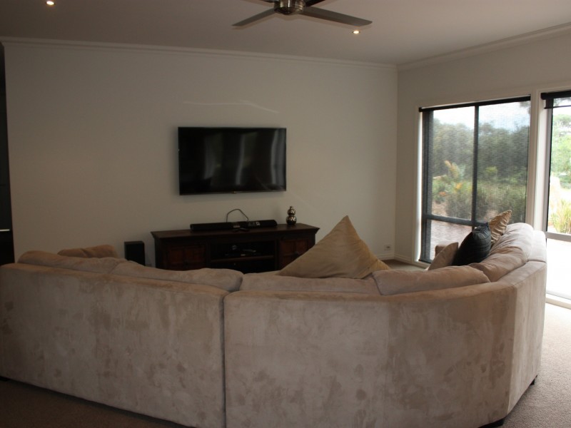 204 Reynolds Road, Metung VIC 3904