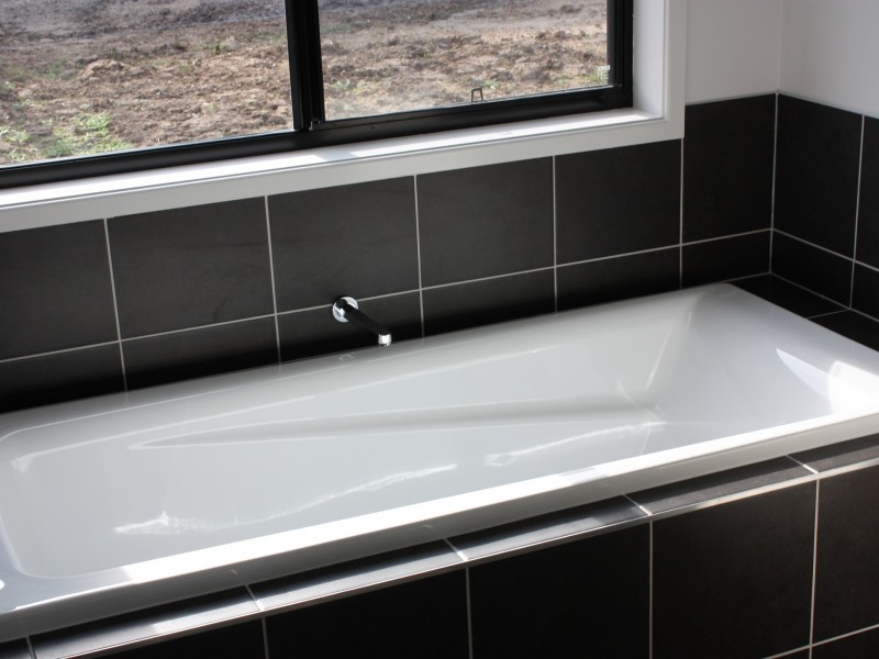 2/4 Swan Street, Swan Reach VIC 3903