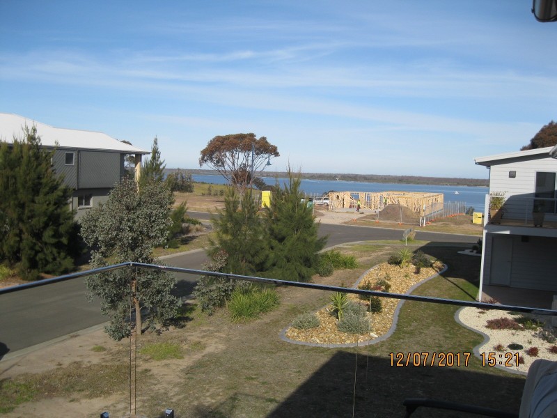 3 Murray Graham Place, Metung VIC 3904