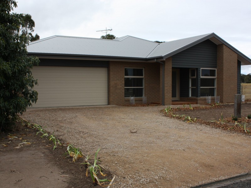 3 Boronia Street, Metung VIC 3904