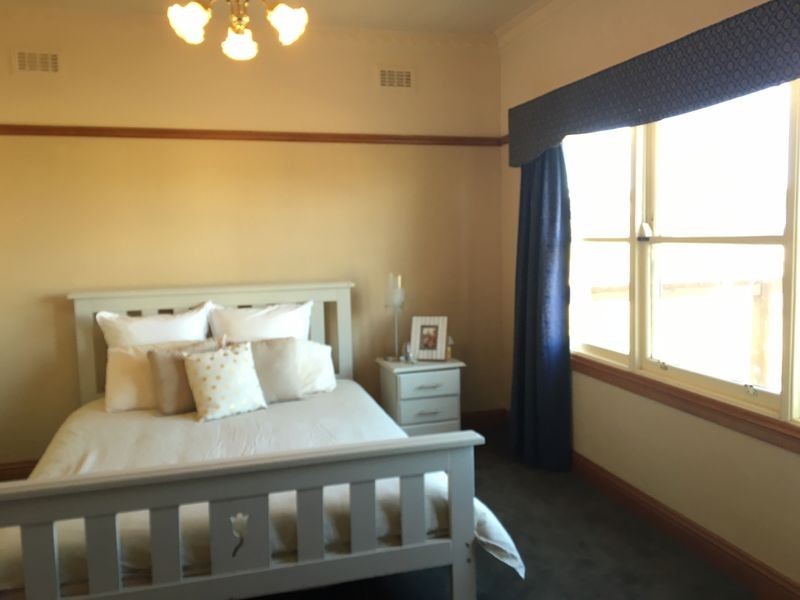 10 Falcon Grove, Metung VIC 3904