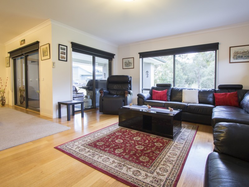 3 Plateau Avenue, Metung VIC 3904