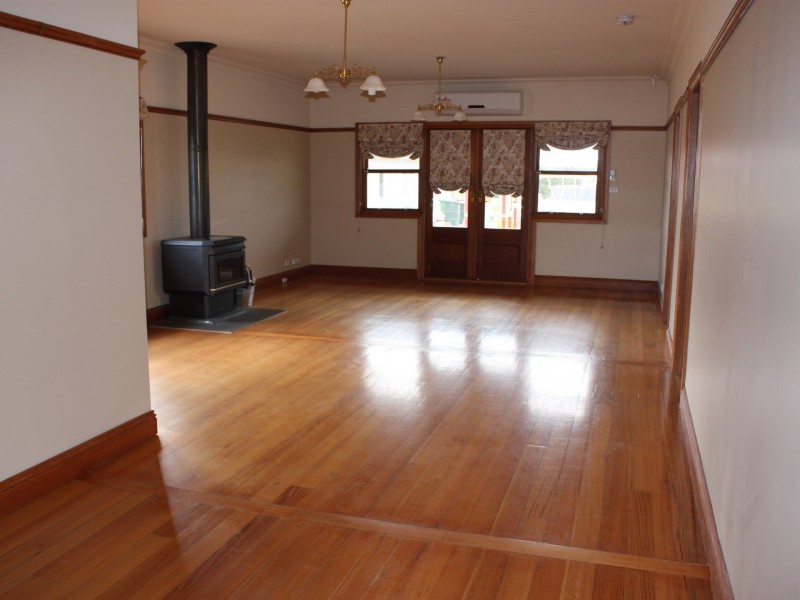 10 Falcon Grove, Metung VIC 3904