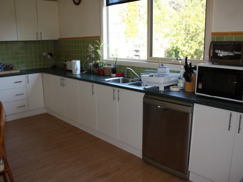 4 Banool Cl, Metung VIC 3904