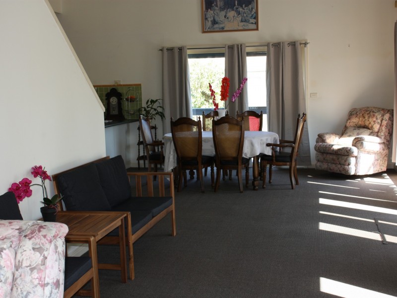 4 Banool Cl, Metung VIC 3904