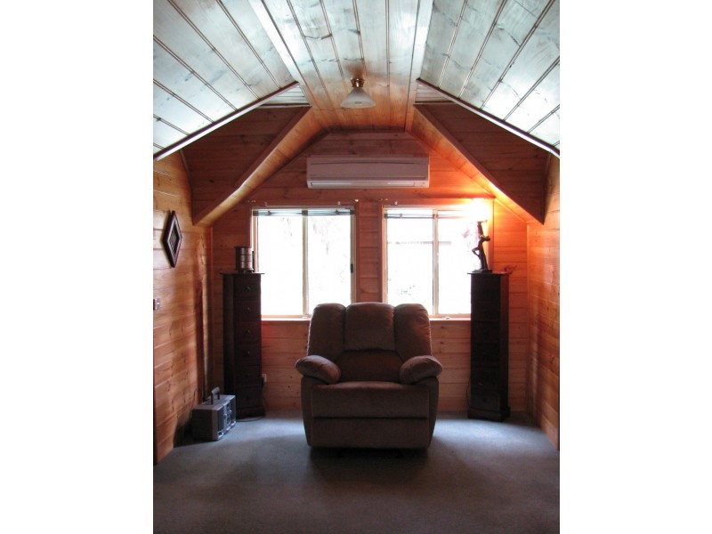 29 Wood Street, Metung VIC 3904