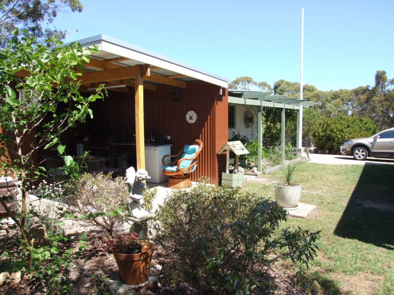 26 Swan Drive, Metung VIC 3904