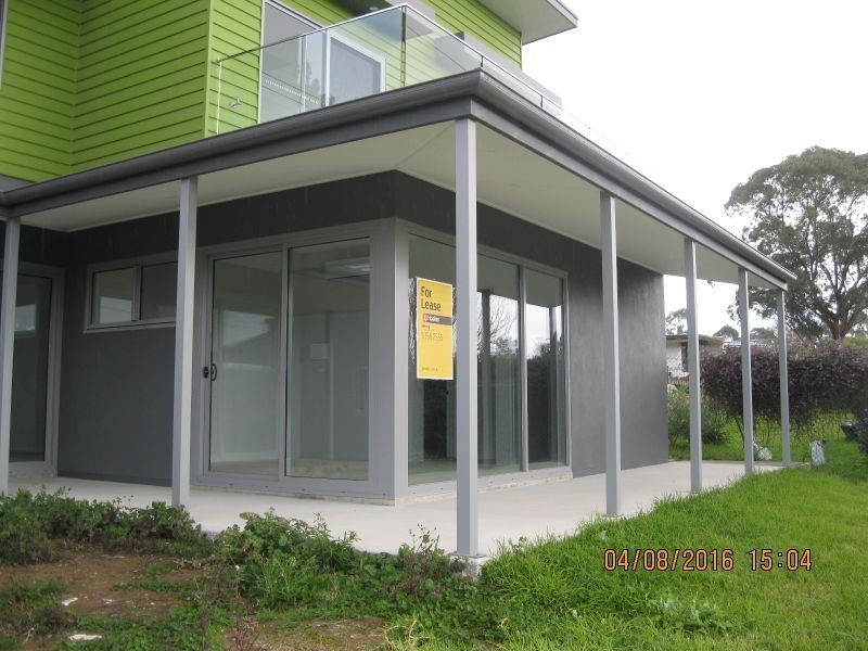 3/4 Swan Drive, Swan Reach VIC 3903