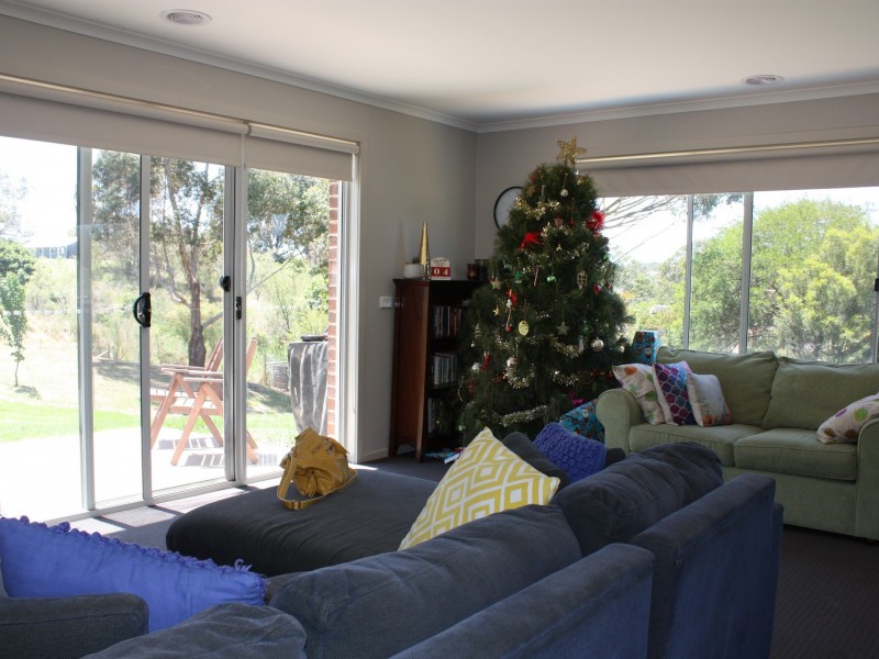 17 Peter Road, Metung VIC 3904