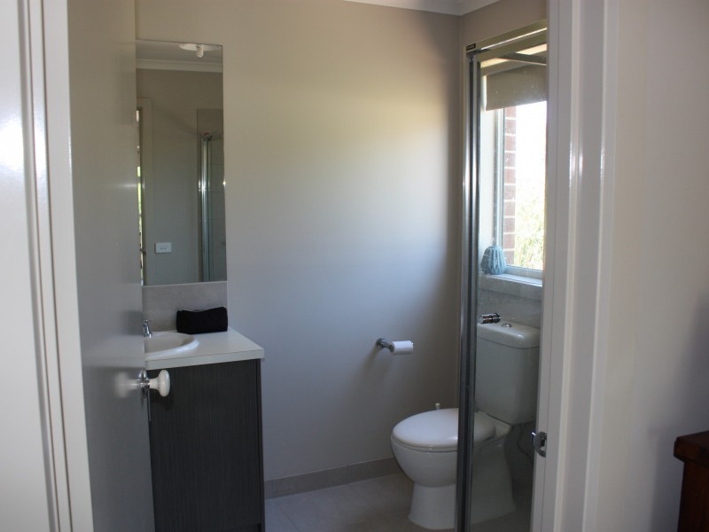 17 Peter Road, Metung VIC 3904