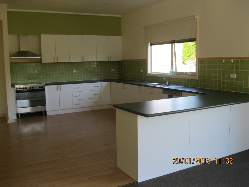 4 Banool Close, Metung VIC 3904