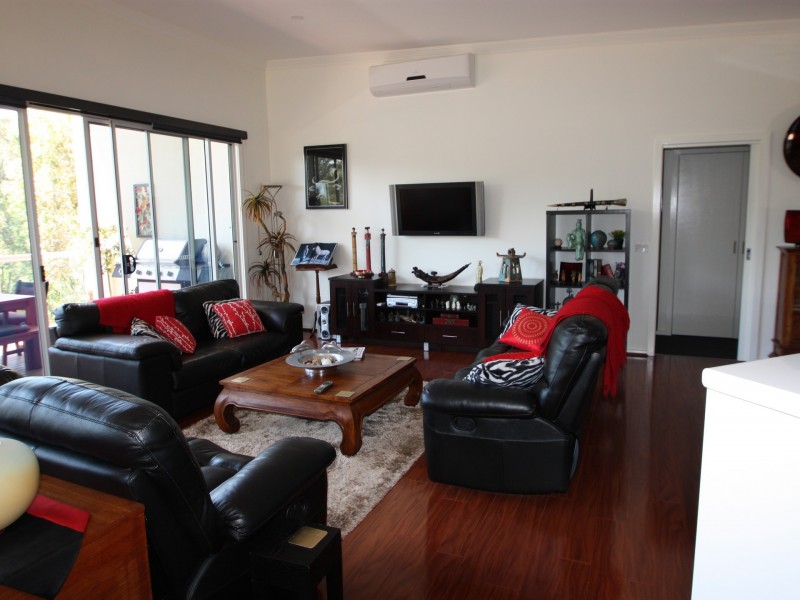 7 The Sanctuary, Metung VIC 3904