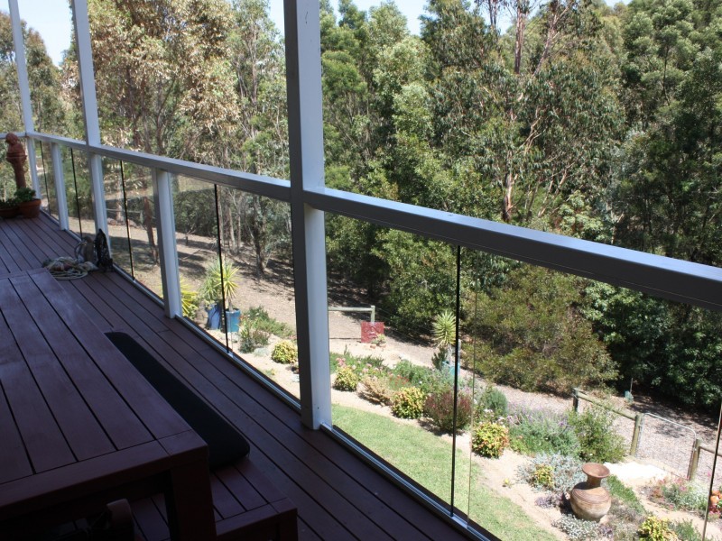 7 The Sanctuary, Metung VIC 3904