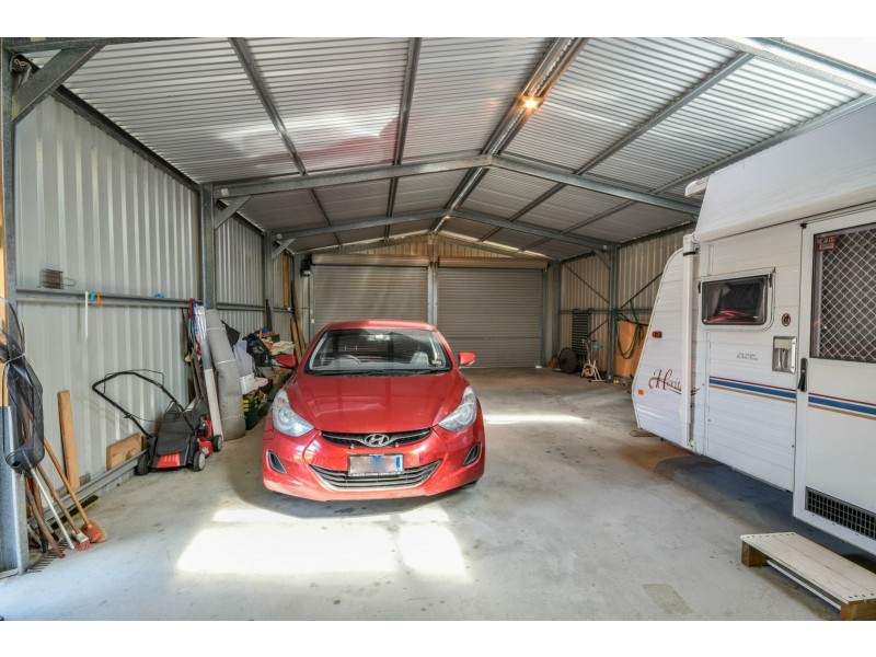 32 Tambo Blvd, Metung VIC 3904