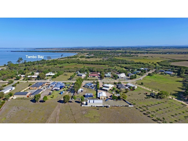 32 Tambo Blvd, Metung VIC 3904