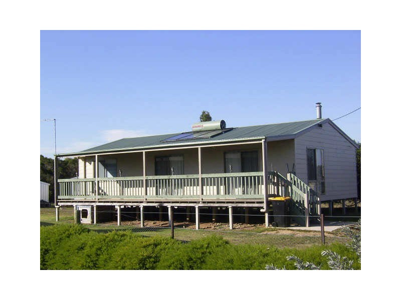 3 Tambo Blvd, Metung VIC 3904