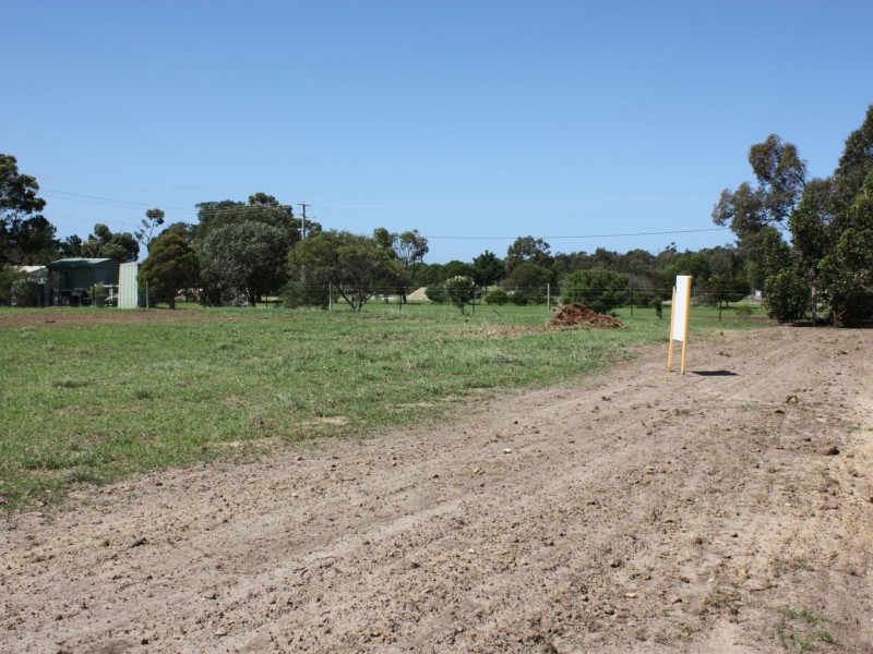 6 Falcon Grove, Metung VIC 3904