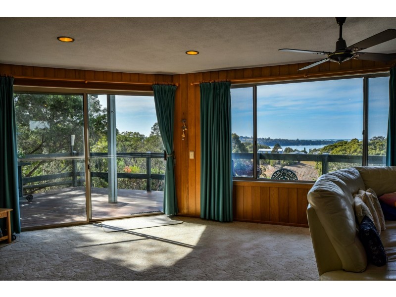 49 Park Road, Metung VIC 3904