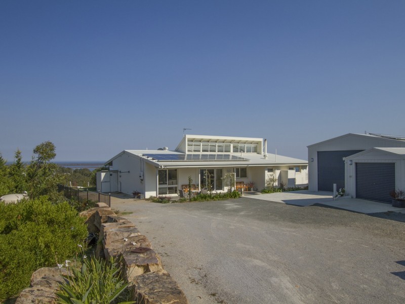 17 Highview Rise, Metung VIC 3904