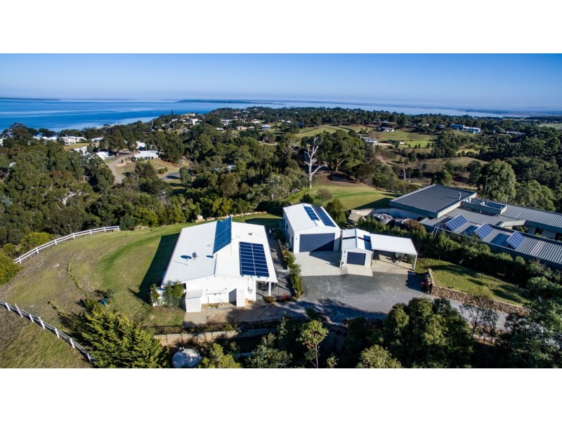 17 Highview Rise, Metung VIC 3904