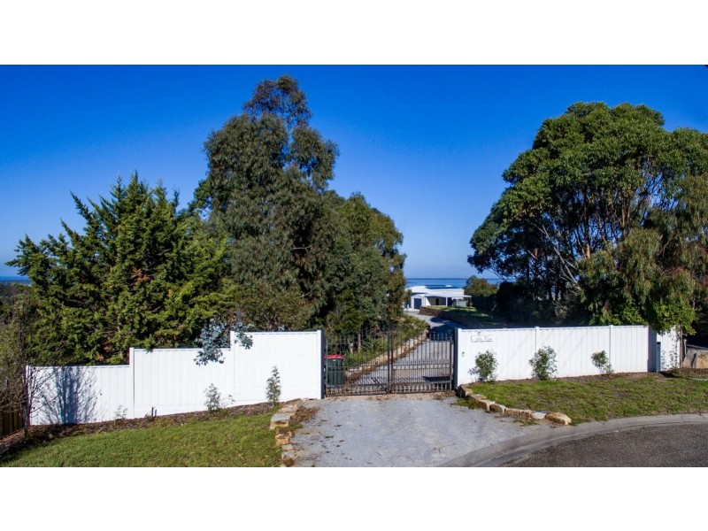 17 Highview Rise, Metung VIC 3904