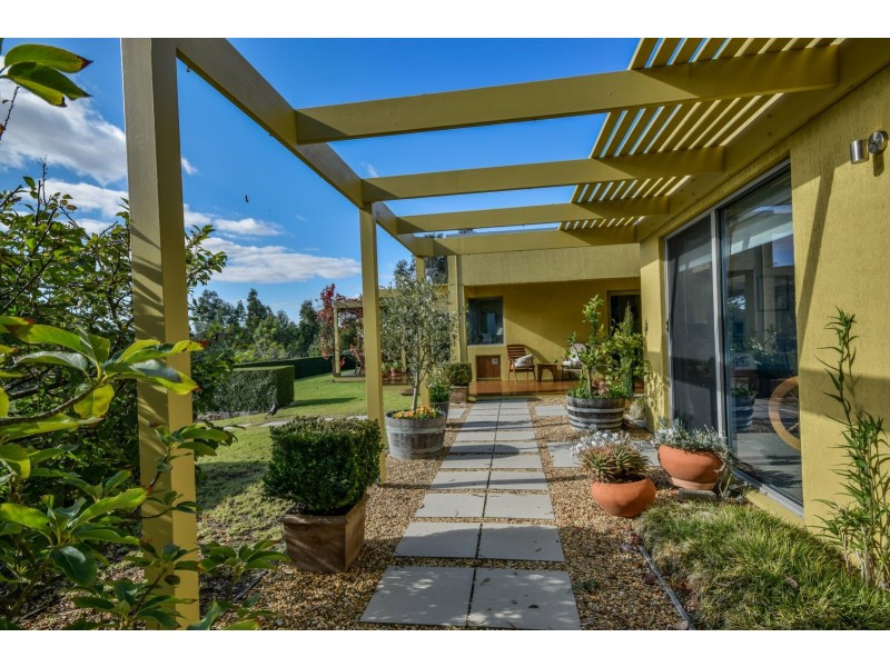 23 Kings Cove Blvd, Metung VIC 3904