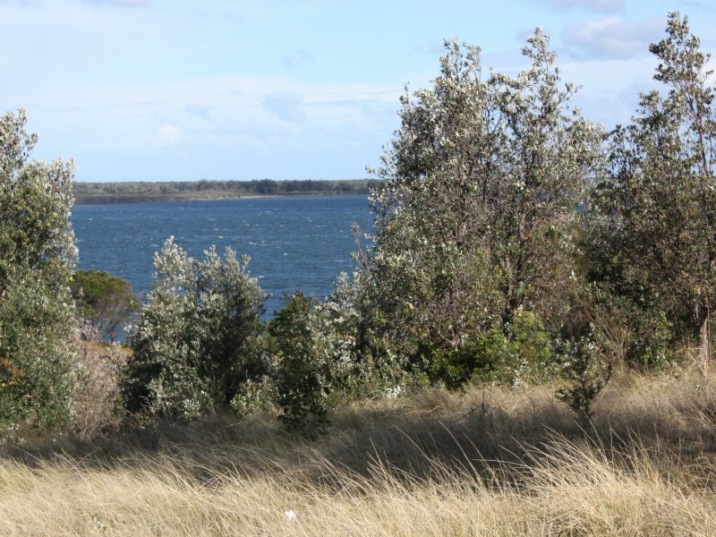 21 Plateau Avenue, Metung VIC 3904