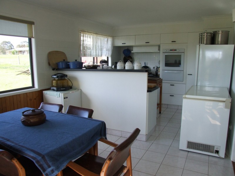 4 Brolga Grove, Metung VIC 3904