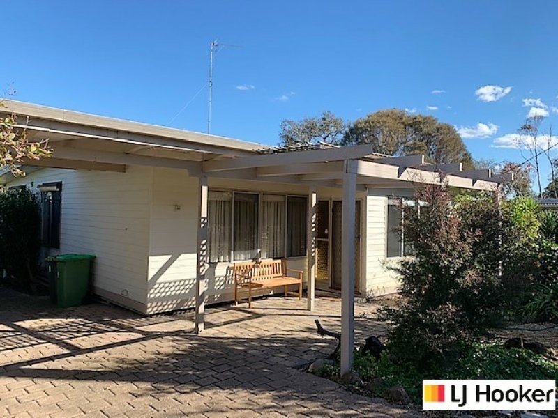 17 Hugh St, Metung VIC 3904