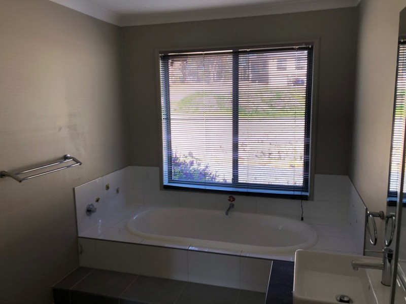 8 Redenbach Court, Swan Reach VIC 3903