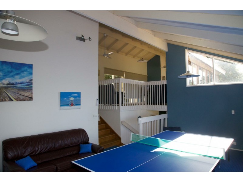4 Bossie Crt, Metung VIC 3904