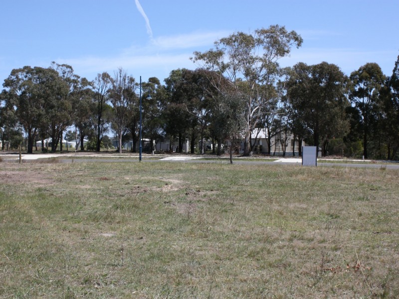 143 Kingscove Blvd, Metung VIC 3904