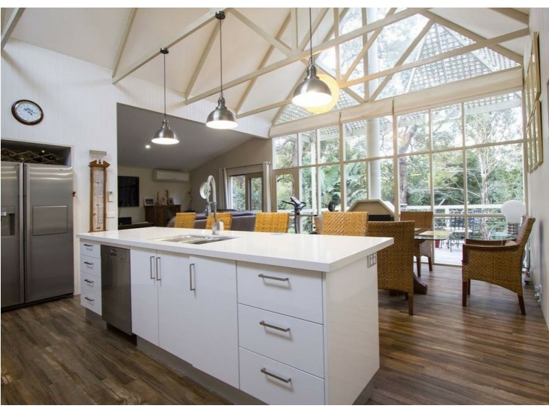 27 Christmas Street, Metung VIC 3904