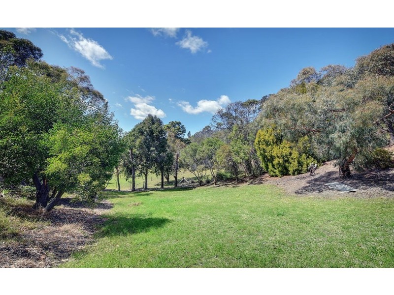 16 Moorhouse Street, Metung VIC 3904