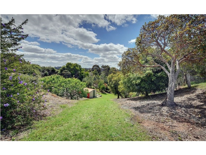 16 Moorhouse Street, Metung VIC 3904