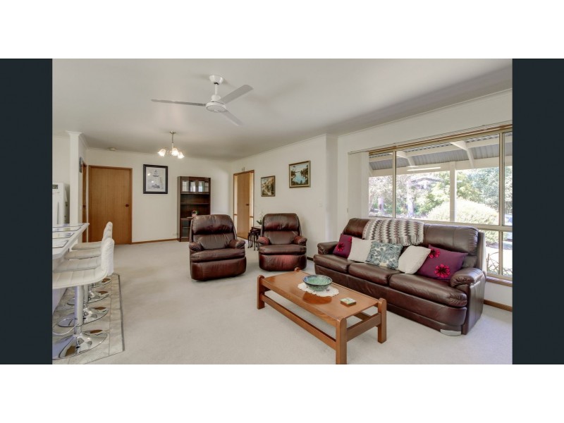 10 Fell Place, Metung VIC 3904