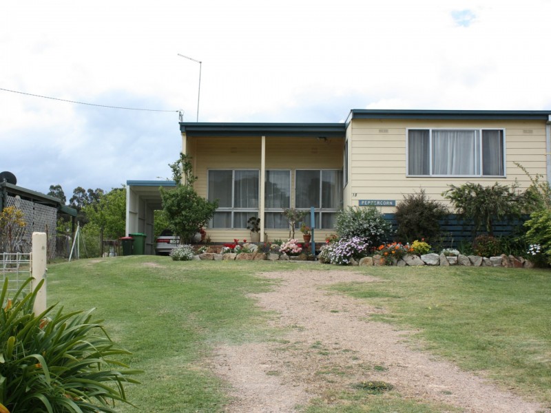 18 Hugh Street, Metung VIC 3904