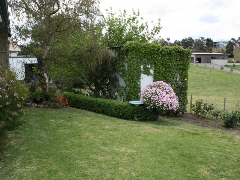 18 Hugh Street, Metung VIC 3904