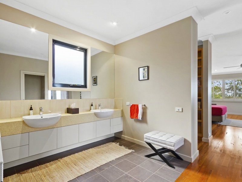 11 Highview Rise, Metung VIC 3904