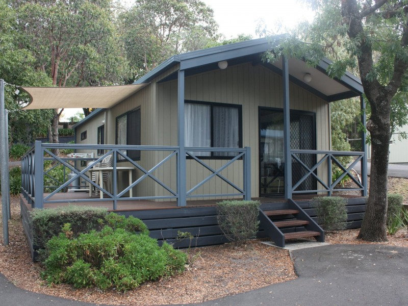 1 Mairburn Rd, Metung VIC 3904