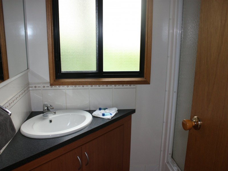 1 Mairburn Rd, Metung VIC 3904