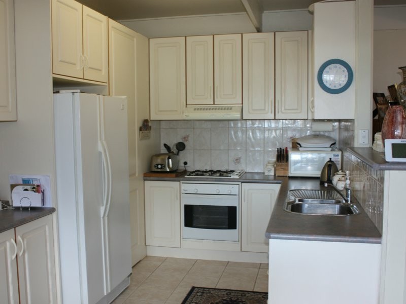 16 Wood Street, Metung VIC 3904