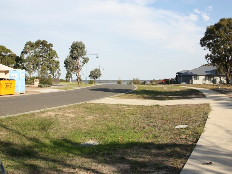 150 Kingscove Blvd, Metung VIC 3904