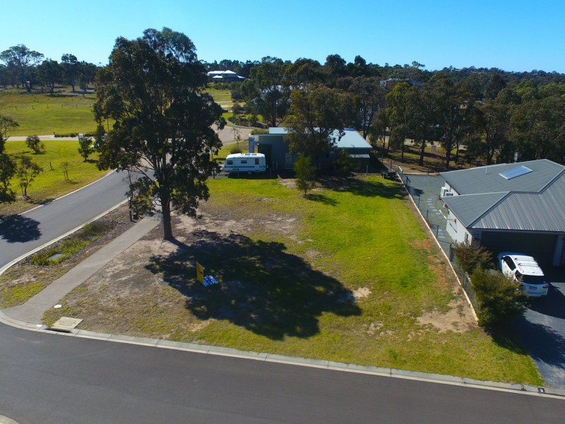 1 Plateau Avenue, Metung VIC 3904